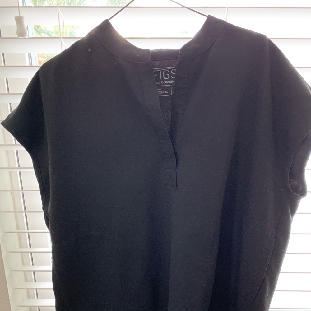 Figs Uniform Top
